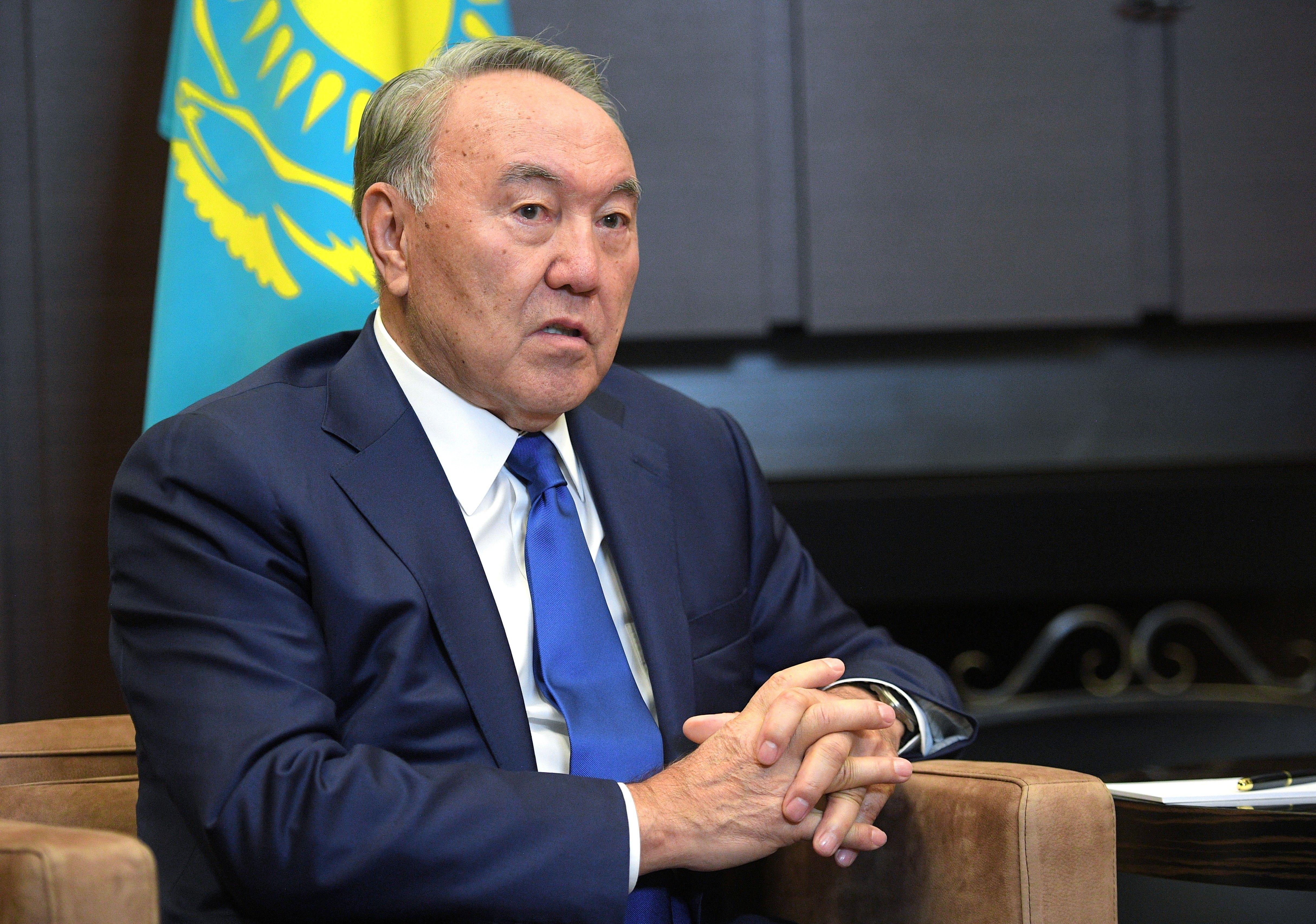Коронавирус добрался до первого президента Казахстана