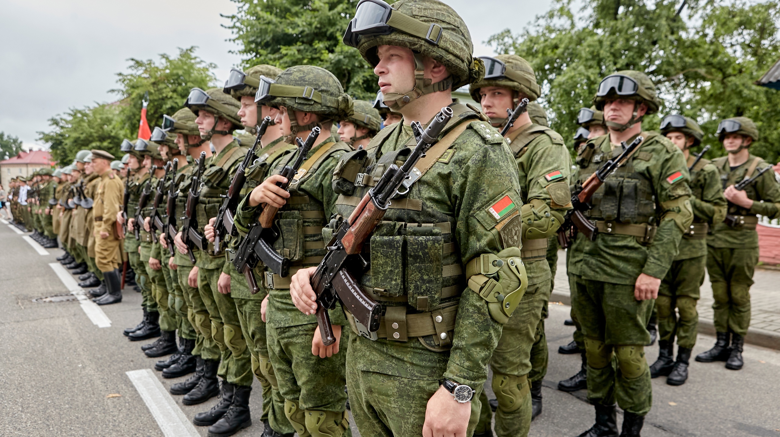 В Беларуси стартовали учебные сборы с военнообязанными