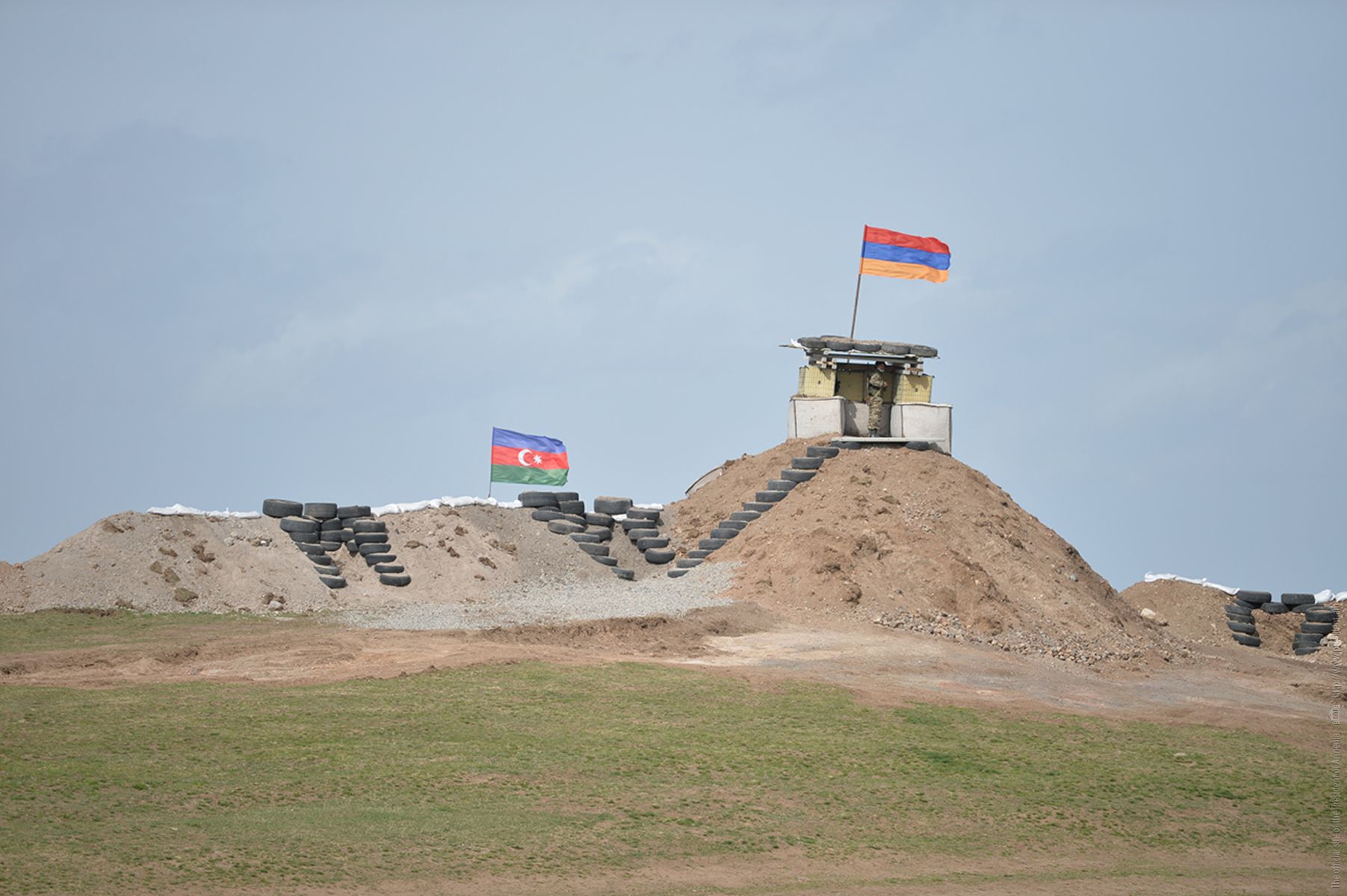 Захарова: демаркация границ Армении и Азербайджана решит проблему между странами