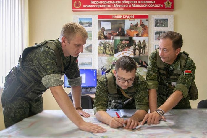 В Беларуси обучат территориальной обороне глав районных исполкомов