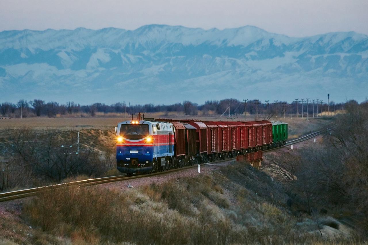 Токаев отметил интерес России к проекту железной дороги Казахстан - Туркменистан - Иран