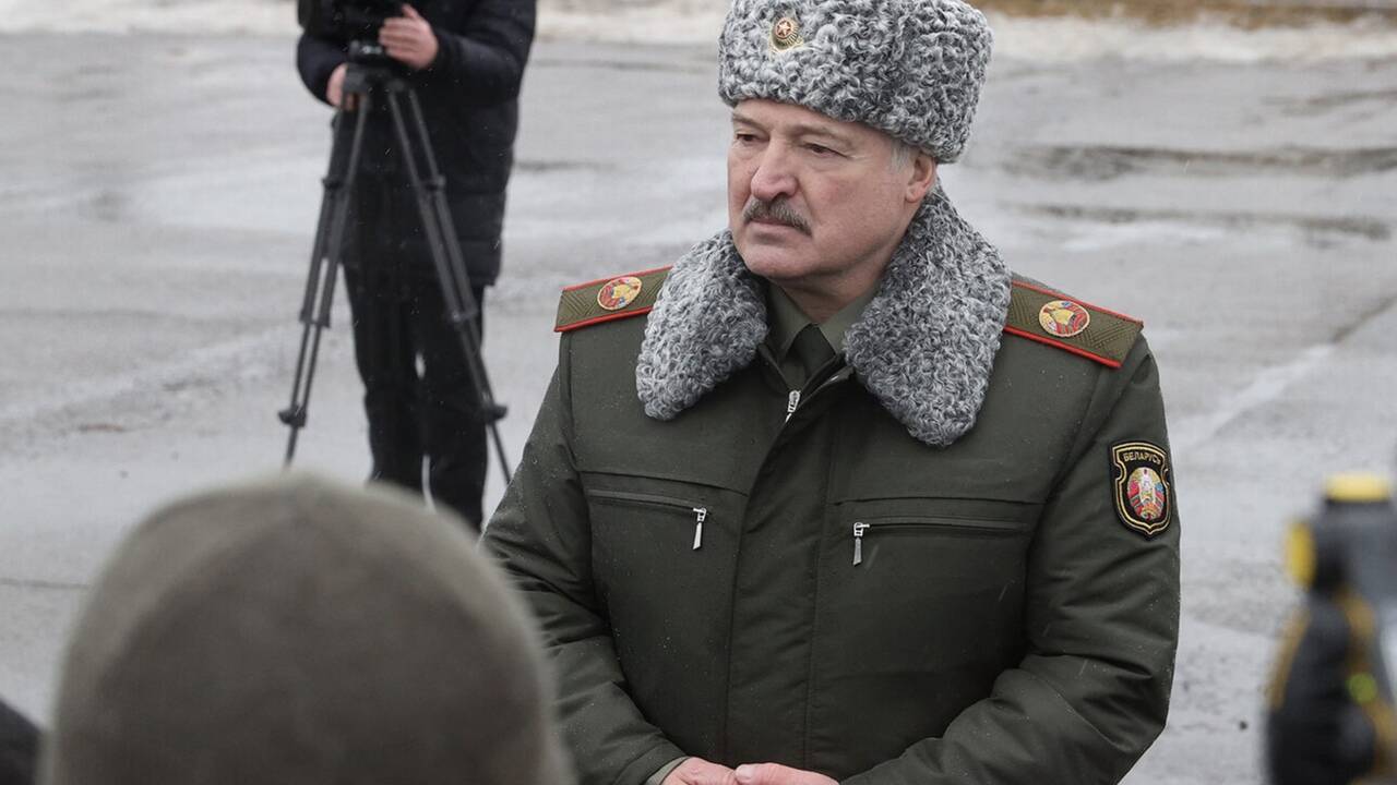 Лукашенко: Россия оставит в Беларуси боеприпасы, привезенные на учения