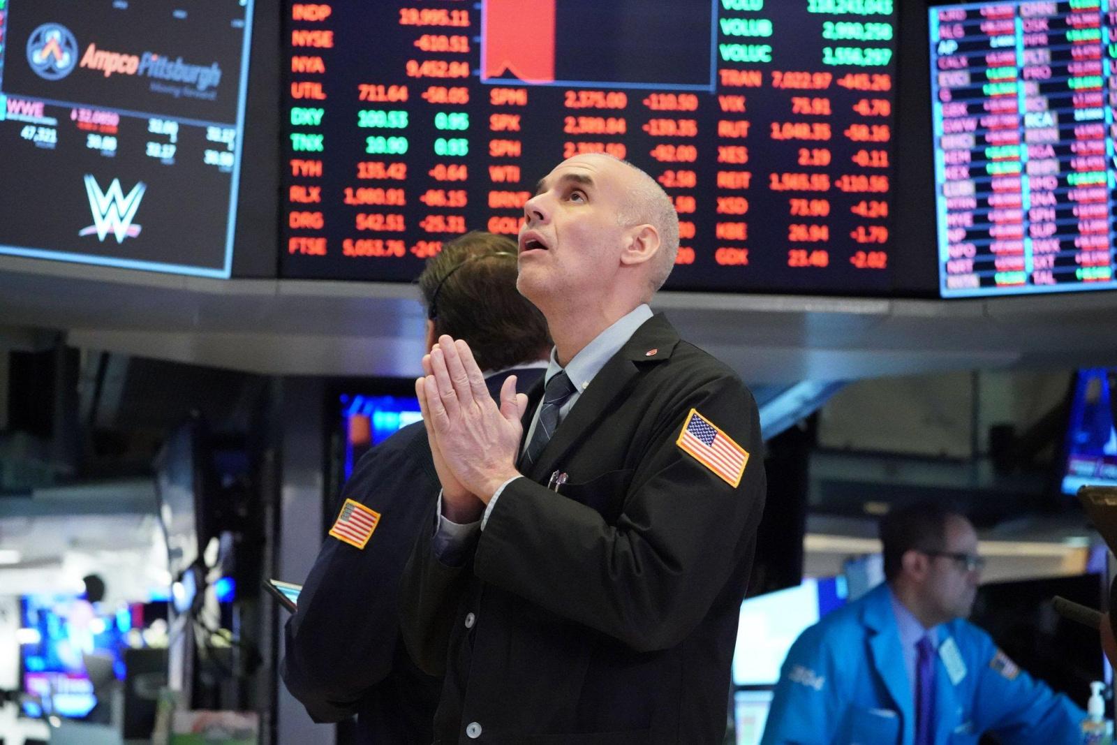 Экономист объяснил, почему фондовый рынок США потерял 9 триллионов долларов в 2022 году