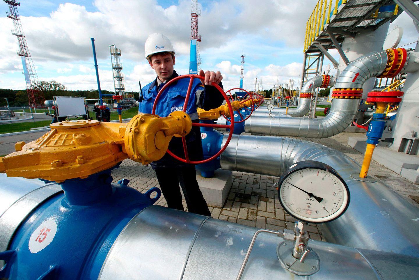 Стало известно, сколько Беларусь сэкономит по новому газовому соглашению с Россией