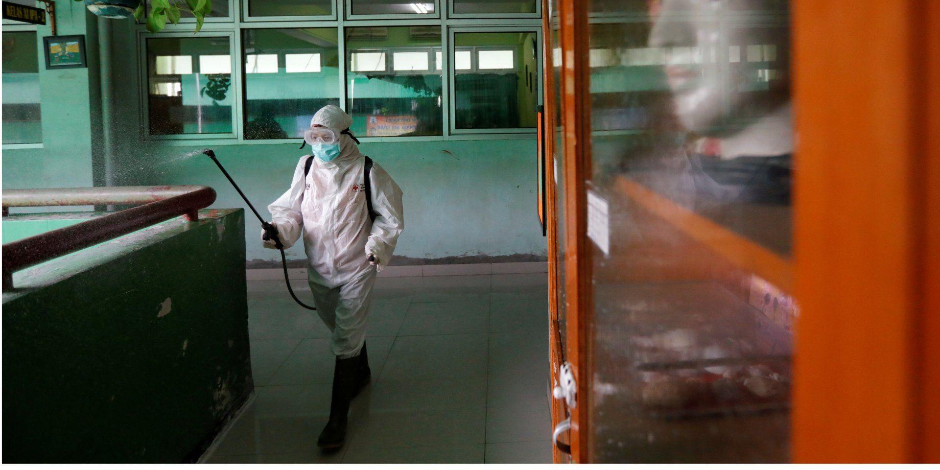 «Круг сжимается»: кыргызский премьер назвал меры, принятые для защиты от коронавируса