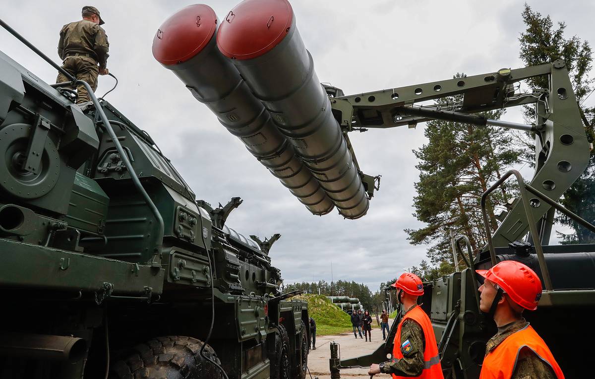 Фото с 400 в зенитно ракетный