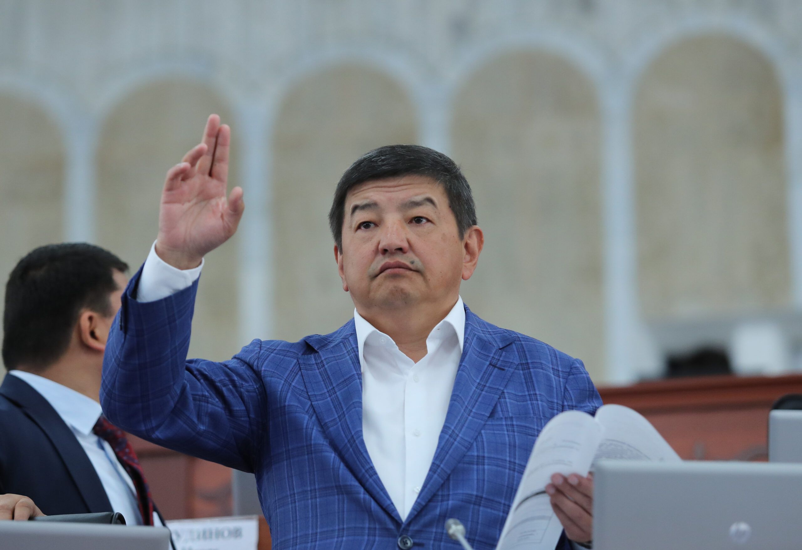 Жапаров поставил однофамильца во главе кабмина Кыргызстана