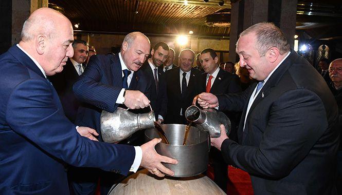 Зачем Лукашенко поехал в Тбилиси