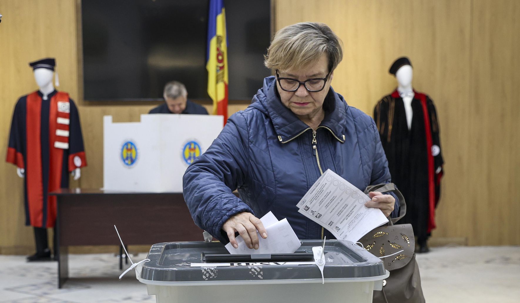 США планируют вовлекать НПО в избирательный процесс в Молдове