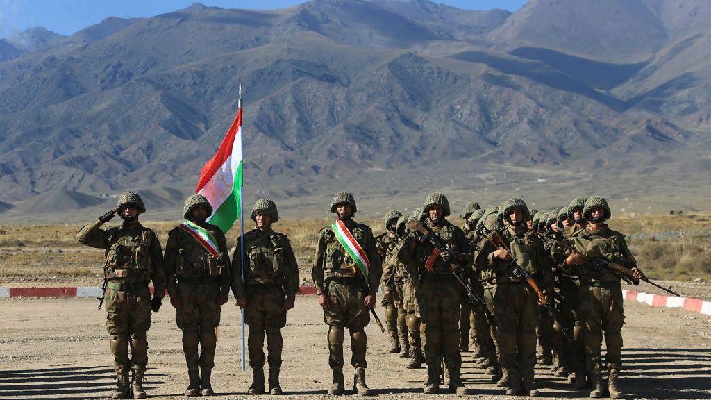 Россия передала Таджикистану вооружение для охраны границы с Афганистаном