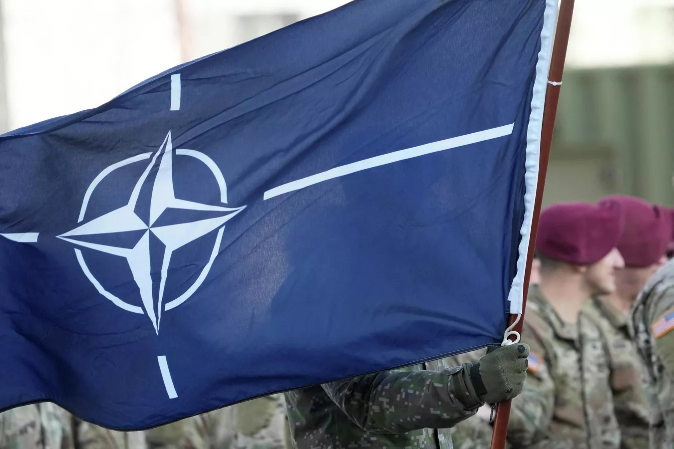 Путин предупредил НАТО о последствиях в случае интервенции на Украину