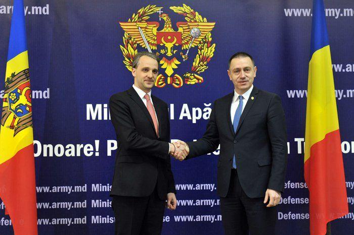 В Кишиневе прошла встреча министров обороны Молдовы и Румынии