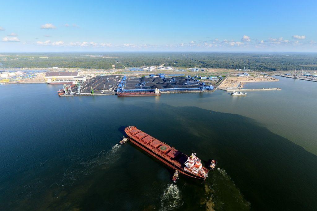 Беларусь допустила транзит нефтепродуктов через российские порты