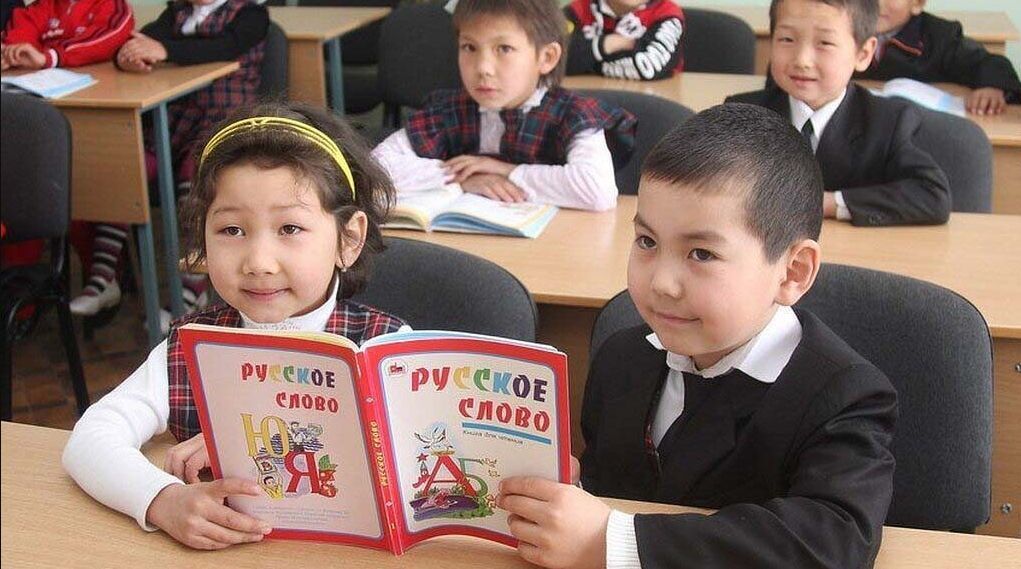 В Казахстане не должно быть ограничений по изучению русского языка – Токаев