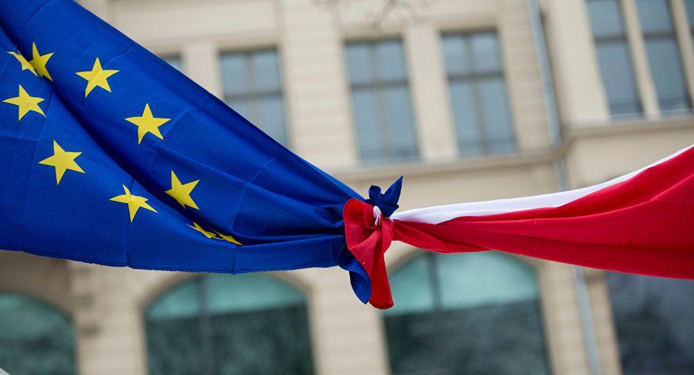 Председатель Европейского совета заявил о возможном выходе Польши из ЕС
