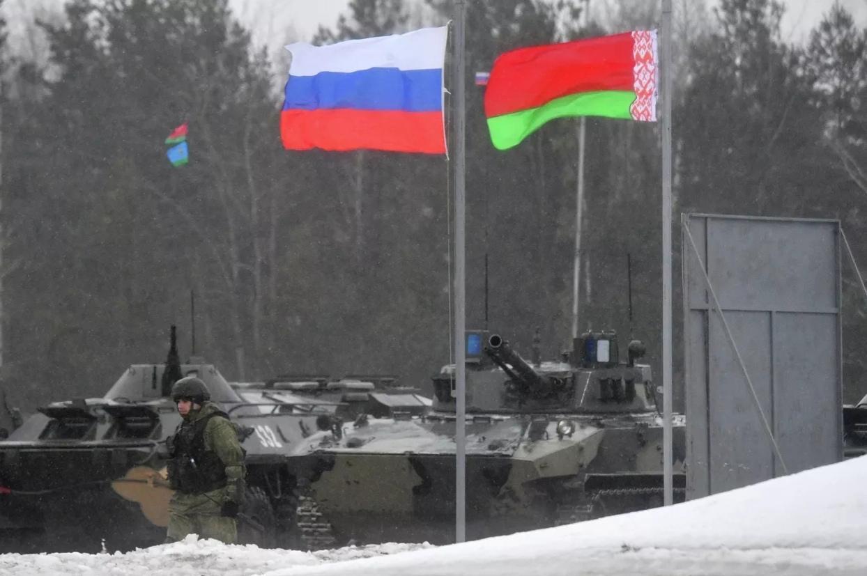 Оборонная интеграция России и Беларуси: избранные статьи за 2022 год