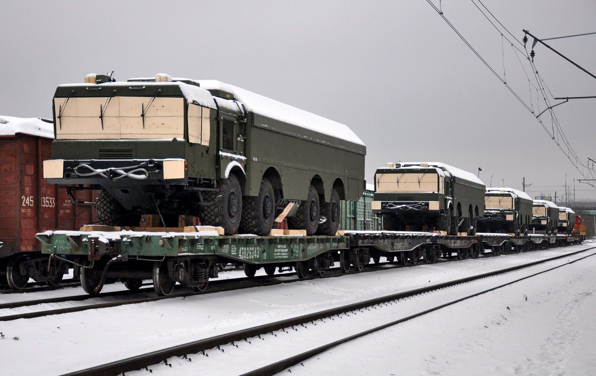 Российские военные начали возвращаться с учений в Беларуси 