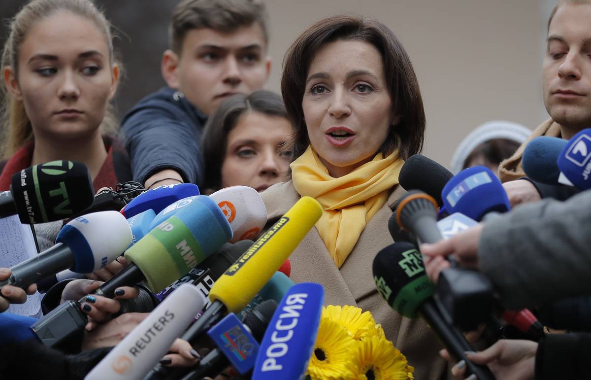 Новый передел власти: зачем Санду досрочные выборы в парламент Молдовы