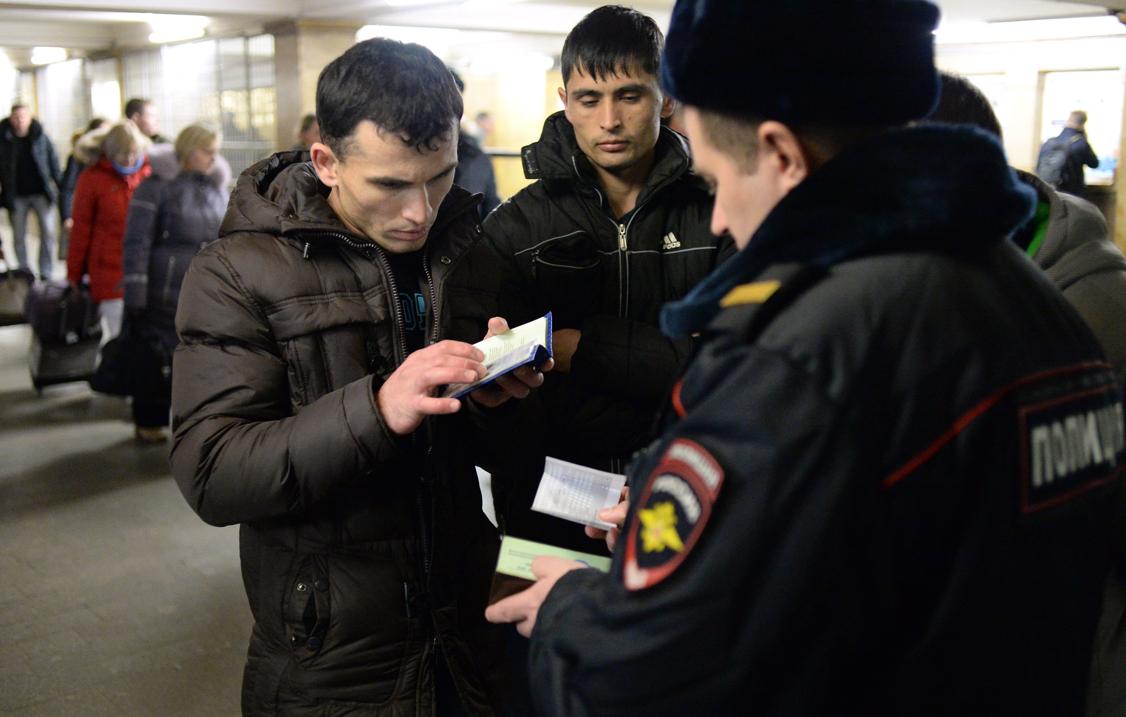 Власти России изменят систему идентификации мигрантов из ЕАЭС