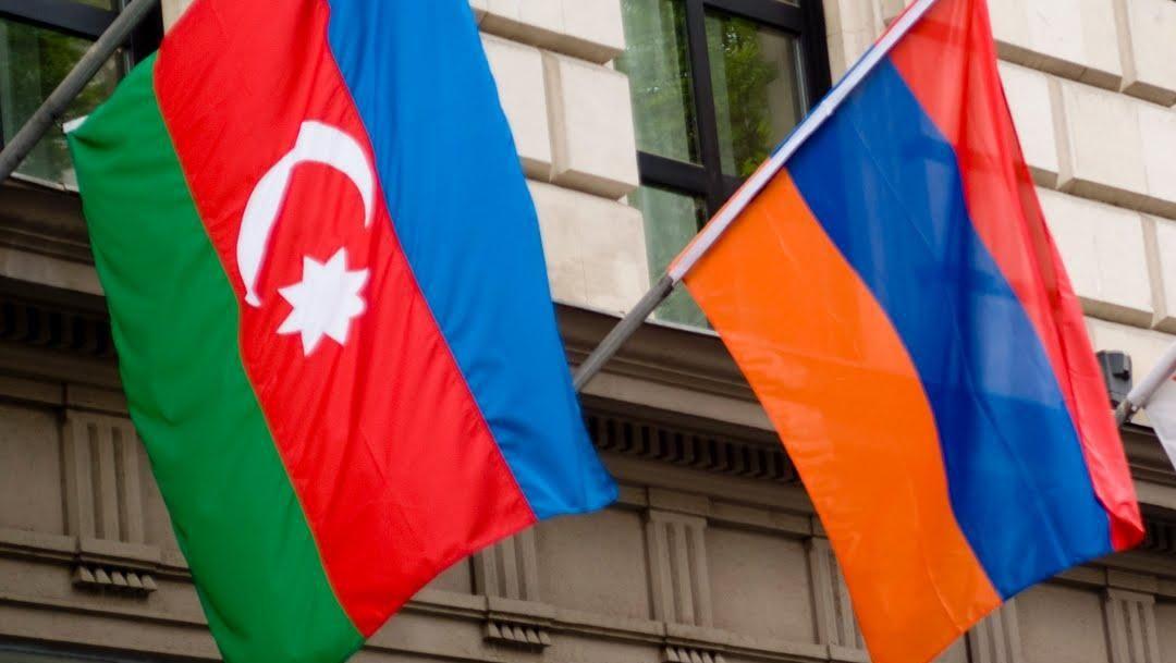 Лавров обсудил поддержание мира между армянской и азербайджанской общинами