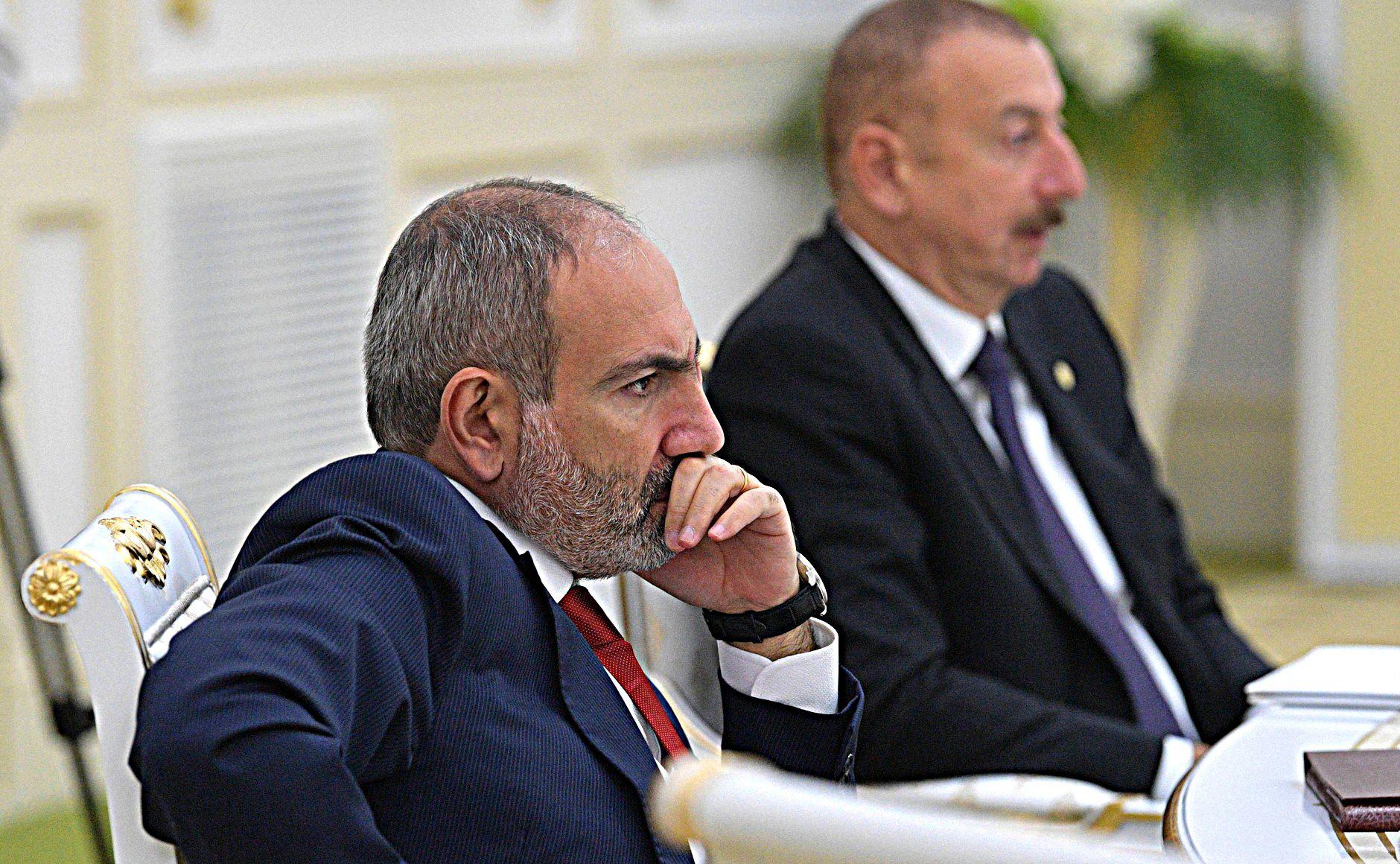 Алиев и Пашинян поспорили о том, как следует интерпретировать историю