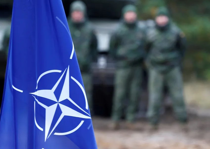 Россия оценит риски в связи со строительством базы НАТО в Румынии – МИД РФ