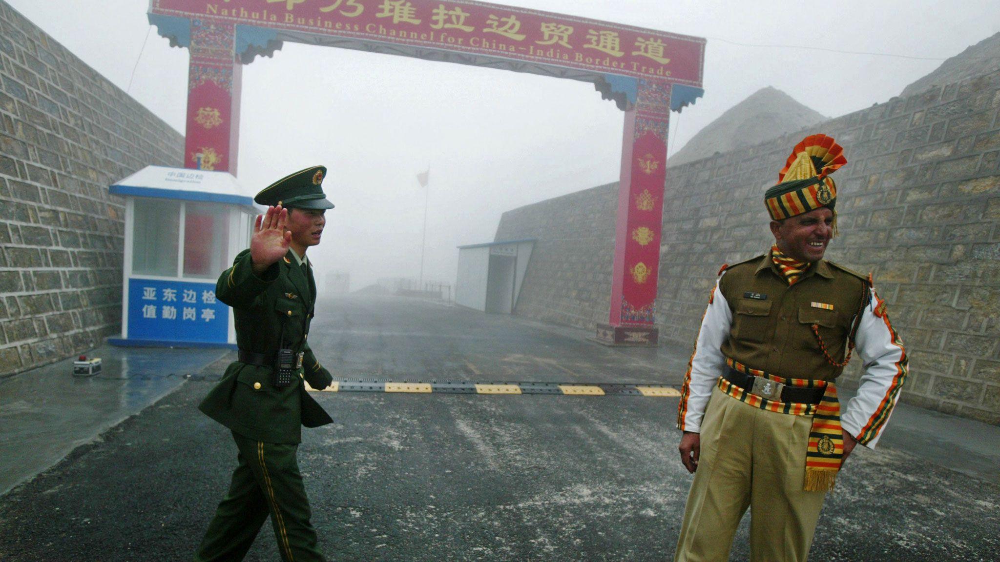 Китай против Индии: кому на руку обострение приграничного конфликта