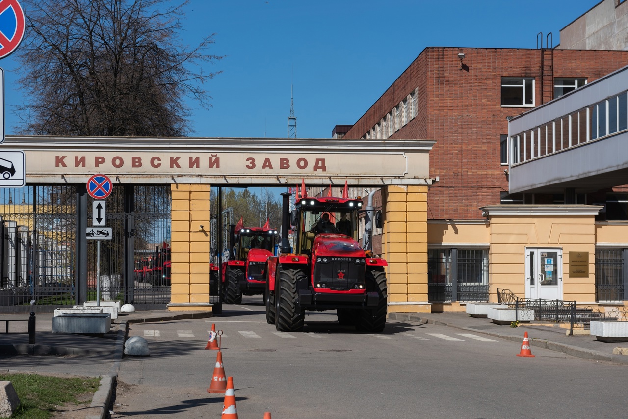 Казахстанские фермеры получат трактора «Кировец» по специальной цене