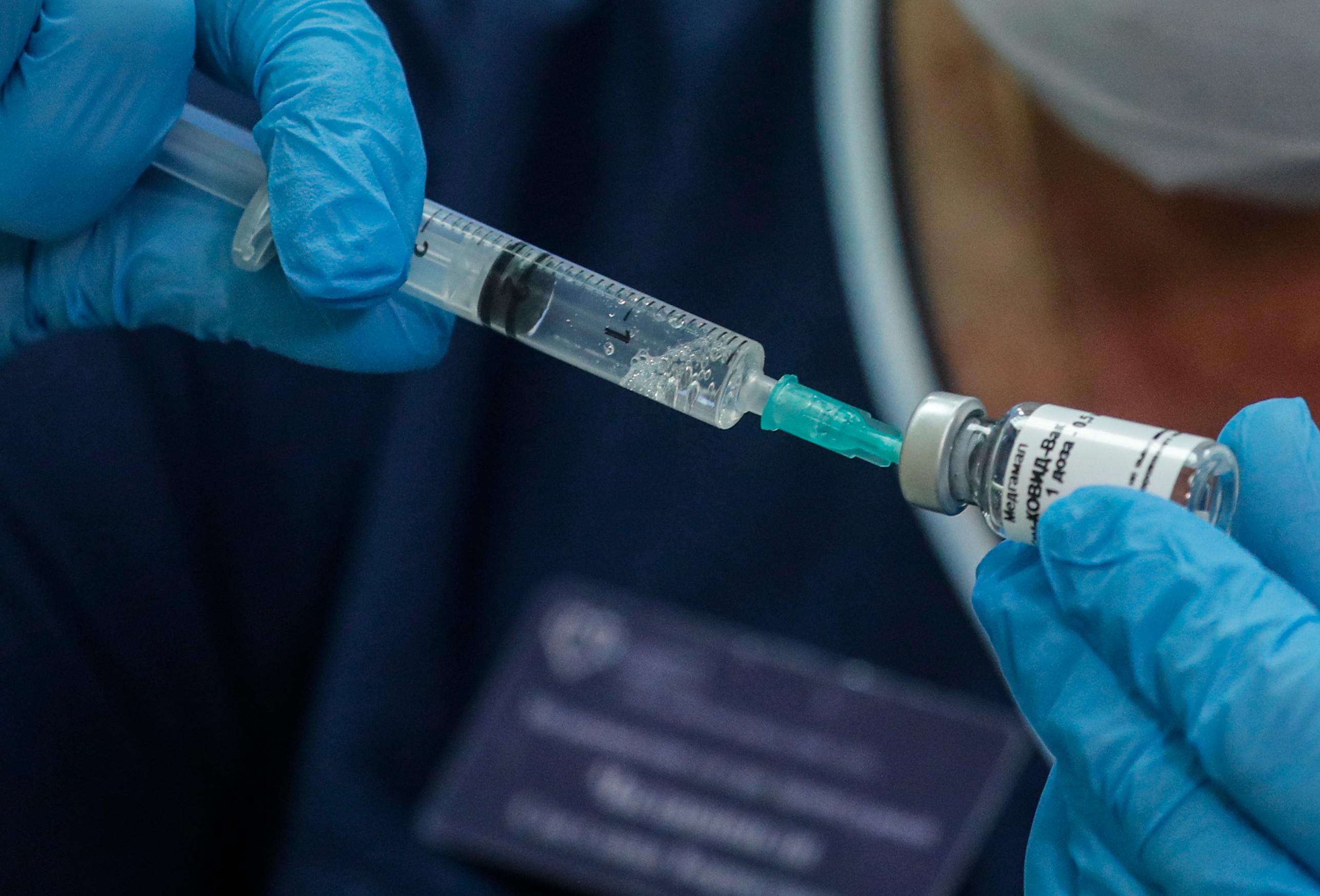 Минздрав Казахстана раскрыл, какие COVID-вакцины будет закупать