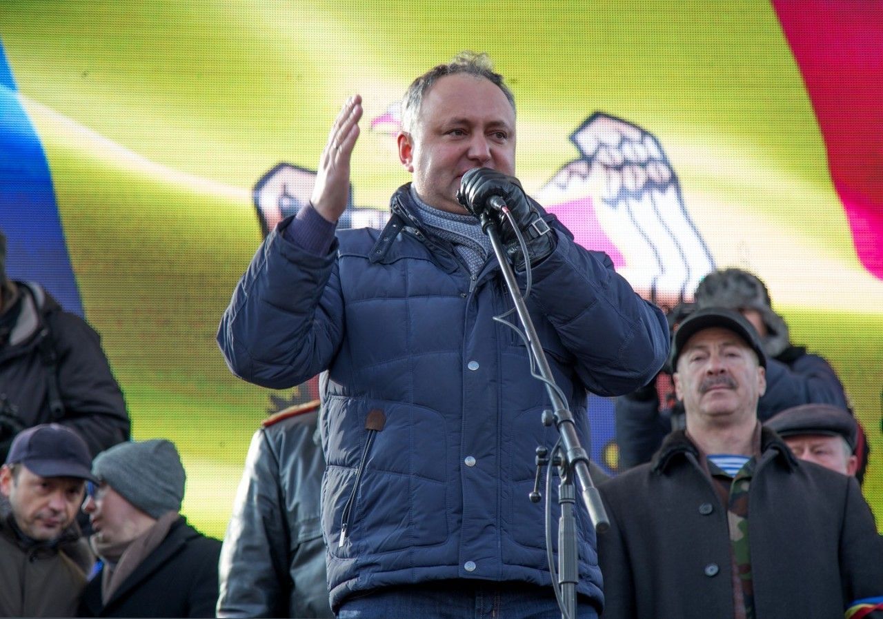 Додон назвал сценарии развития кризиса в Молдове после парламентских выборов