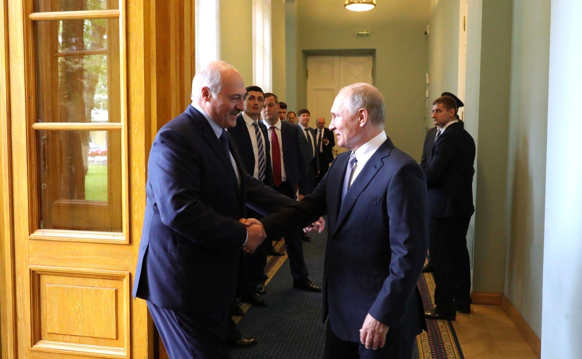 Лукашенко предложил утвердить программу интеграции Беларуси и России