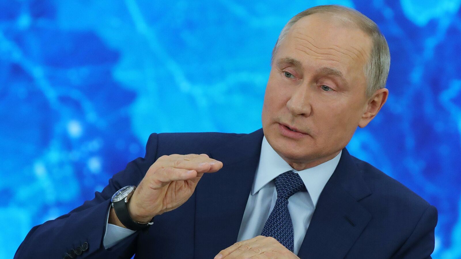 Путин: вмешательство извне в Беларуси налицо