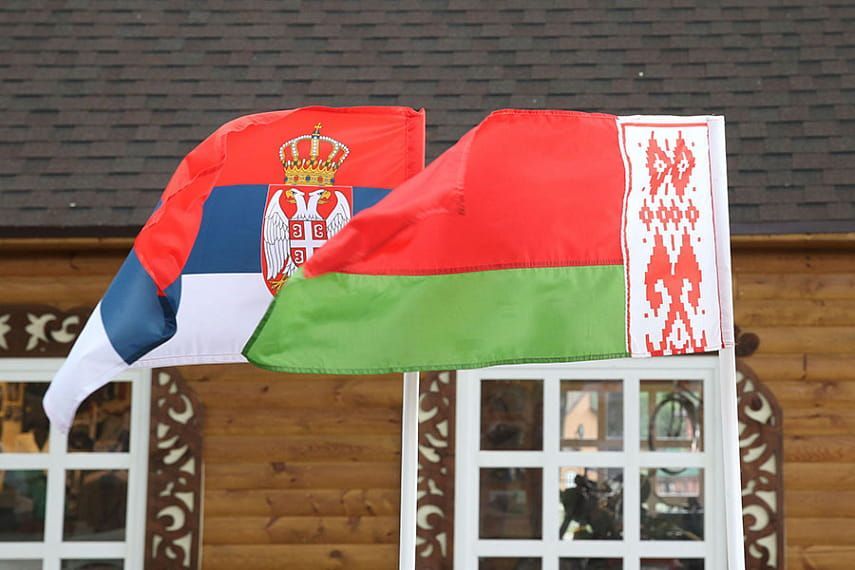 Запад хочет использовать Белоруссию для ослабления России – сербский эксперт