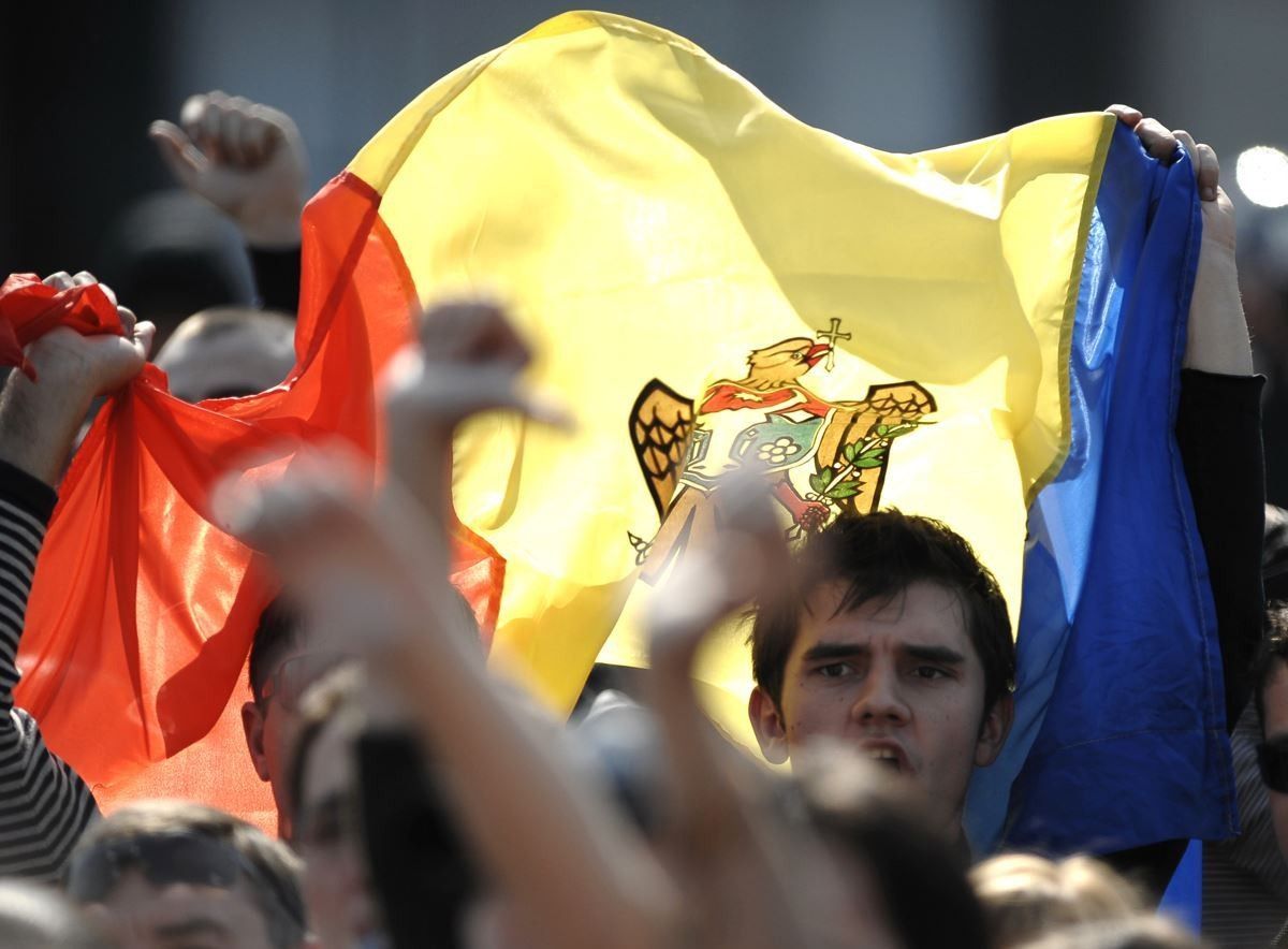 Запад может повторить в Молдове белорусский сценарий – молдавский эксперт