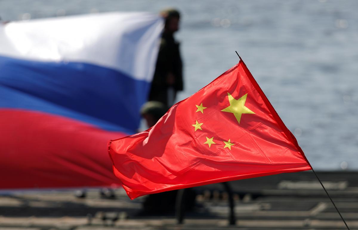 «Пекин не может позволить себе потерять Россию». Эксперт объяснил позицию КНР по украинскому кризису