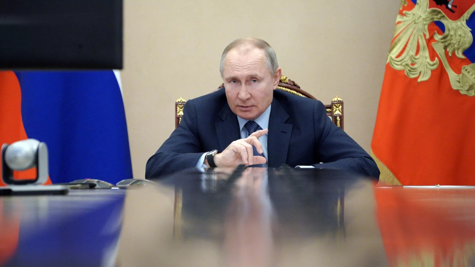 Путин поручил создать механизм обмена данными между оружейниками и армией