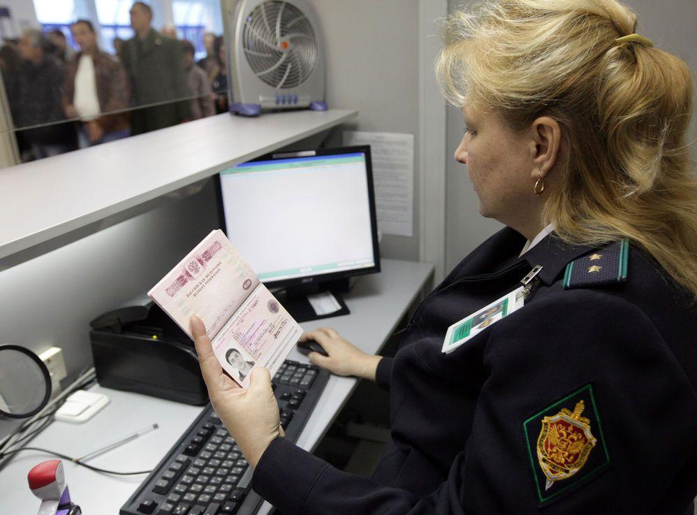 МВД Беларуси раскрыло детали проекта соглашения о взаимном признании виз с Россией