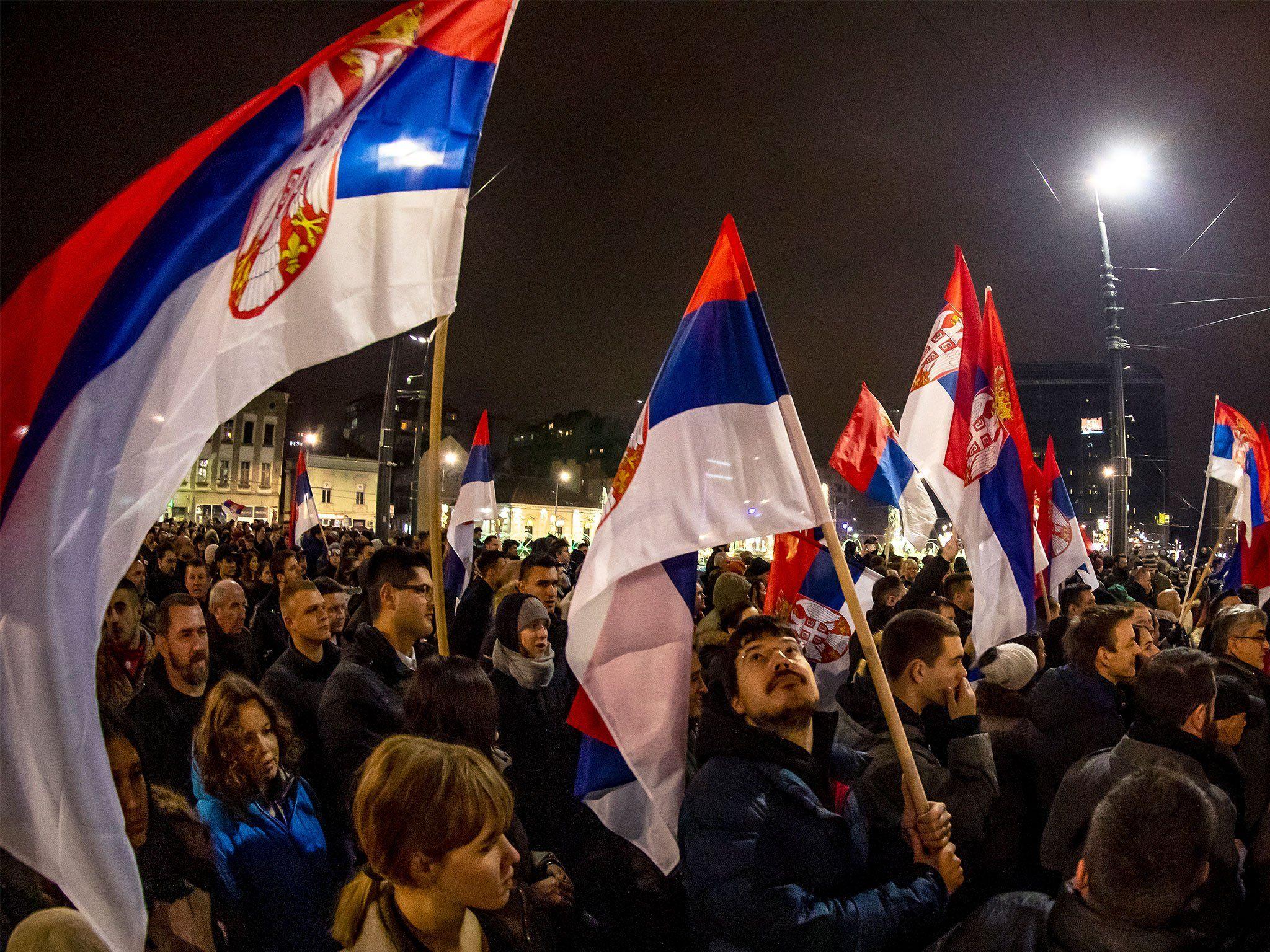 Президент Сербии заявил о проведении досрочных парламентских выборов