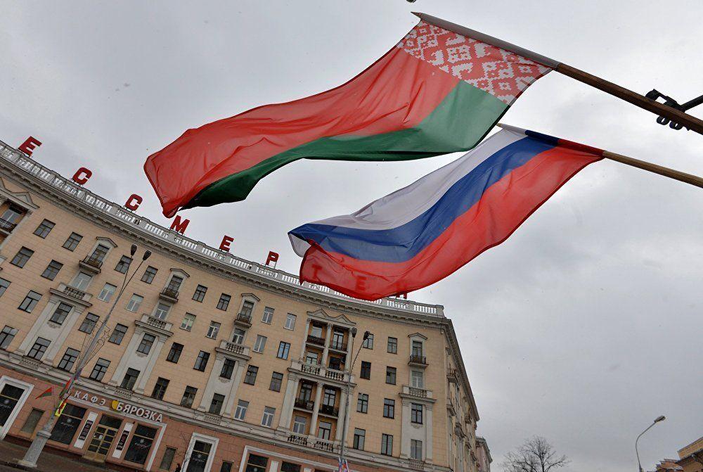 Беларуси и России необходимо развивать интеграцию не только в экономике – эксперт