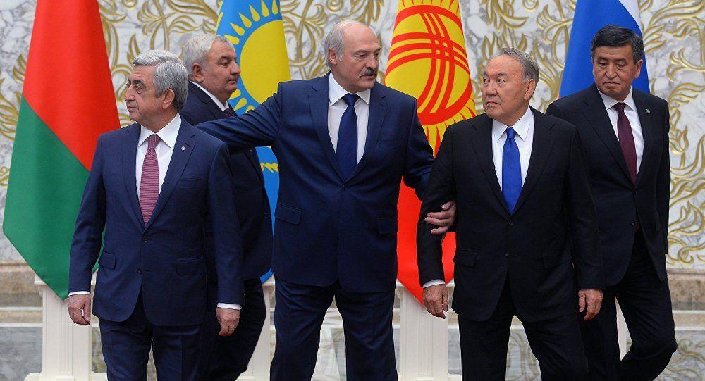 5 важнейших событий 2017 года: Беларусь, Евразия, Мир