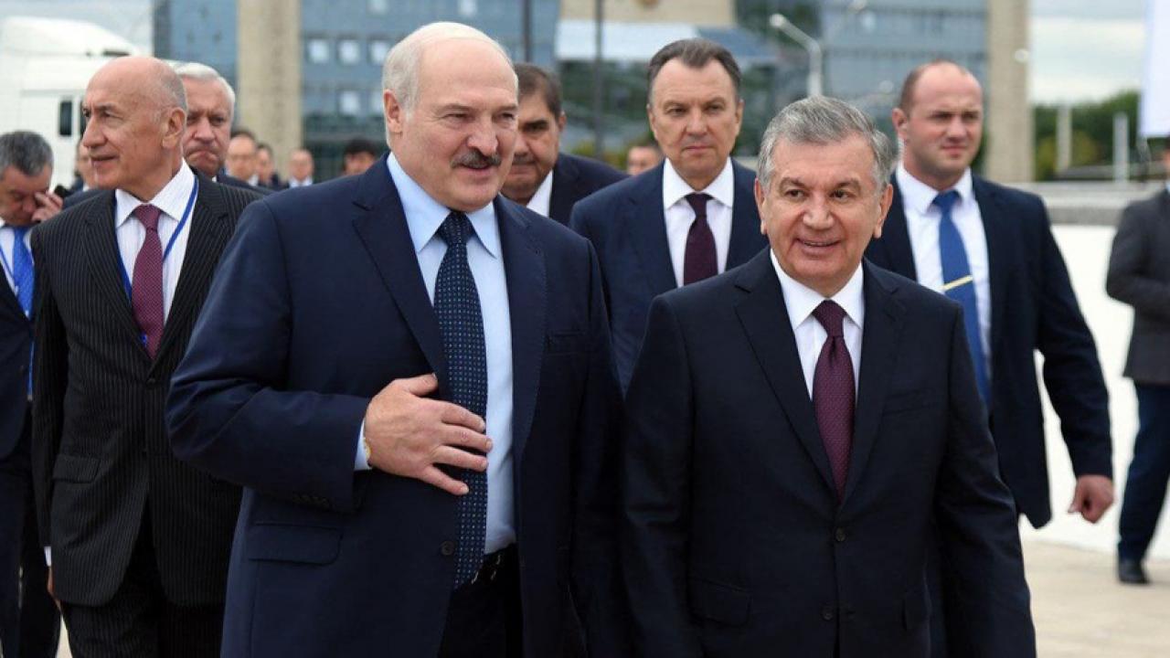 Лукашенко предложил Узбекистану вступить в ЕАЭС