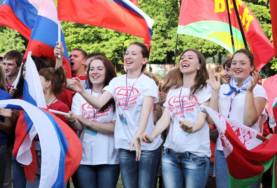 В интеграции Беларуси и России не хватает молодежи – социолог