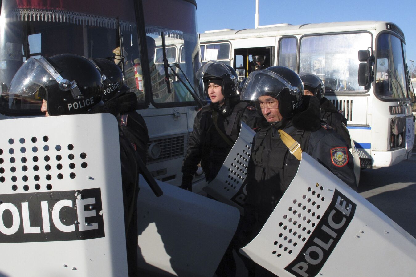 В Казахстане задержали двух иностранцев по подозрению в пропаганде терроризма