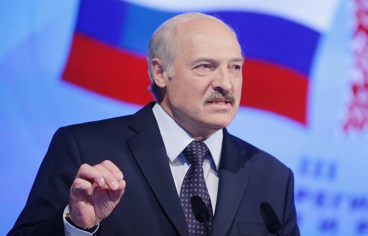 Лукашенко призвал белорусов «не париться по поводу поглощения Россией»