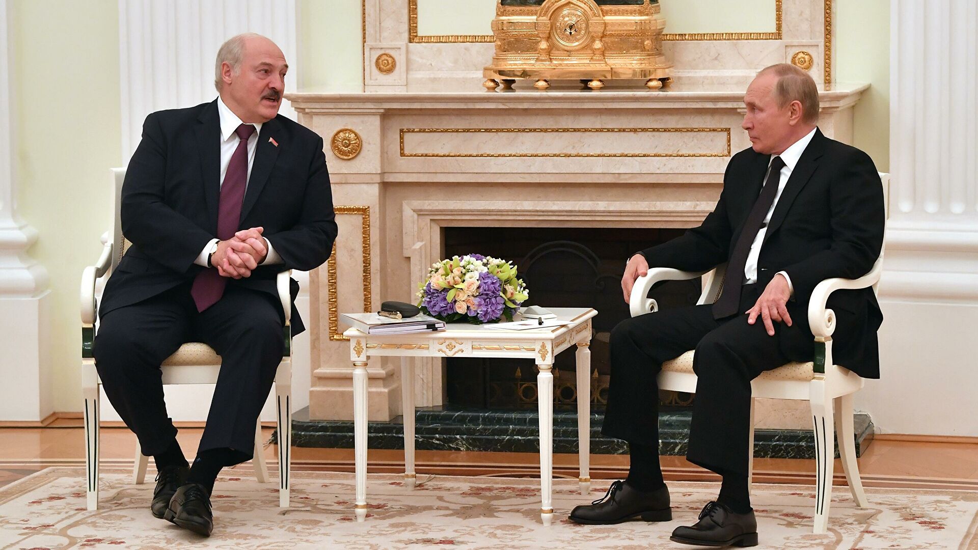 Путин сообщил Лукашенко о «сдвигах» в переговорах с Киевом
