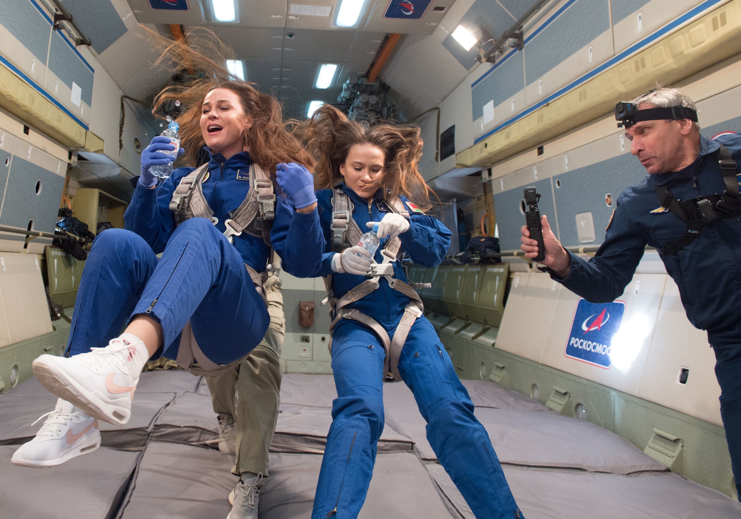 Белорусские космонавтки прошли в России подготовку в условиях невесомости