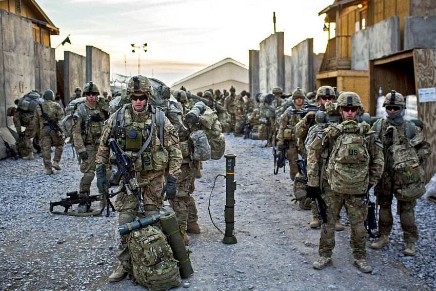Уход из Афганистана будет означать признание поражения США – афганский эксперт