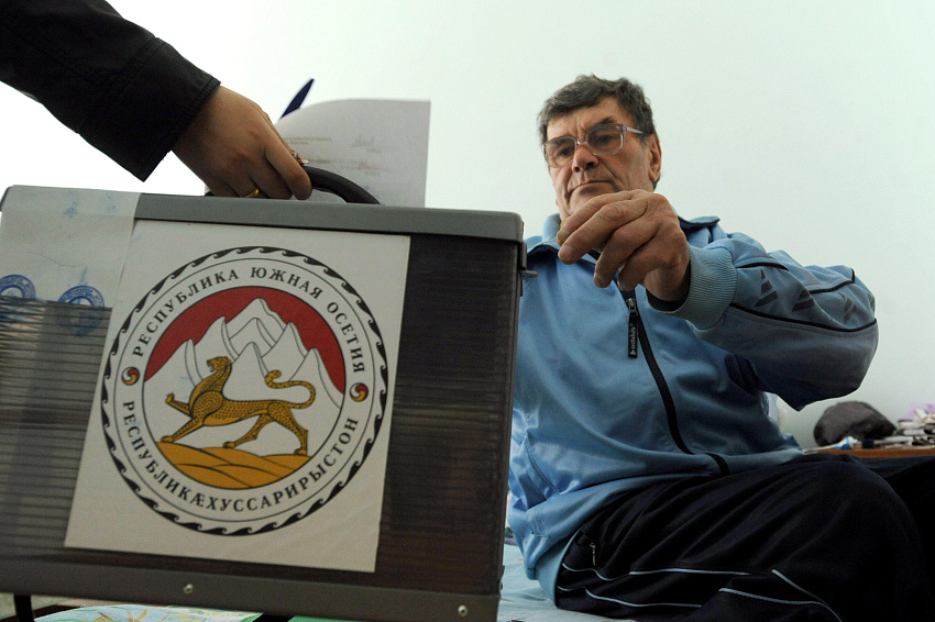 ЦИК Южной Осетии: президентские выборы состоялись