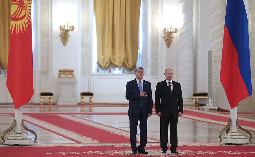 Путин и Атамбаев подписали ряд важных документов в Москве