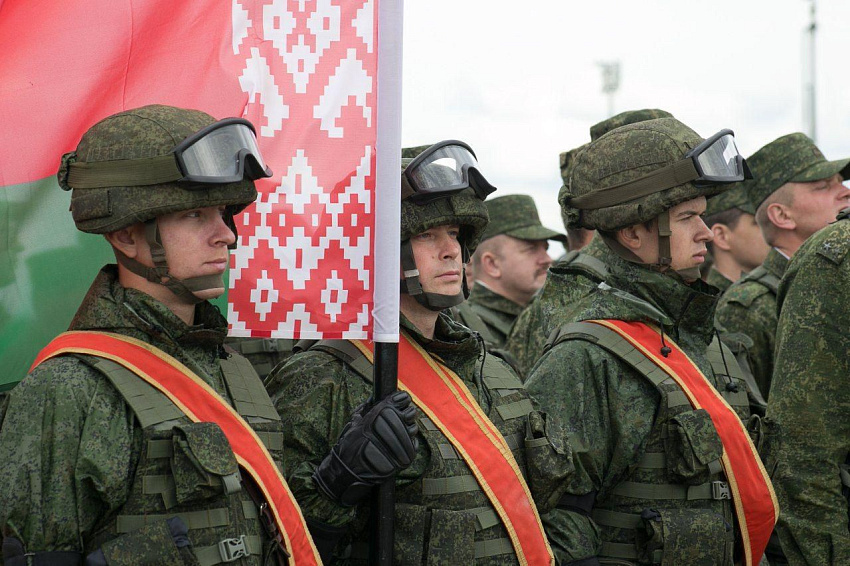 Беларусь создаст в армии оперативное командование на южном направлении